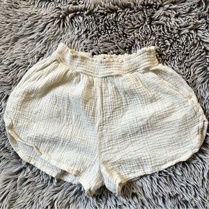 Marine Layer - Medium-  Shorts 💯 COTTON White Corinne